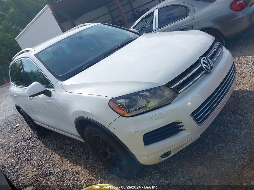 2013 Volkswagen Touareg Vr6 Sport VIN: WVGEF9BP4DD009801 Lot: 39681296