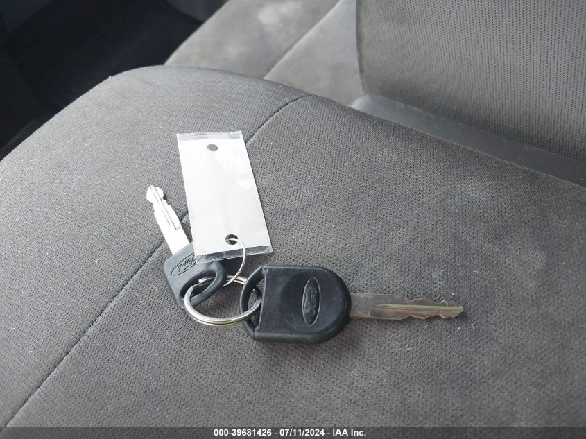 2007 Ford F-150 Stx/Xl/Xlt VIN: 1FTRF12207KC15788 Lot: 39681426