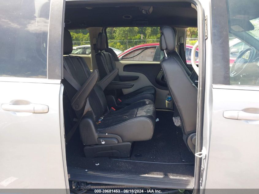 2019 Dodge Grand Caravan Sxt VIN: 2C4RDGCG4KR742701 Lot: 39681453