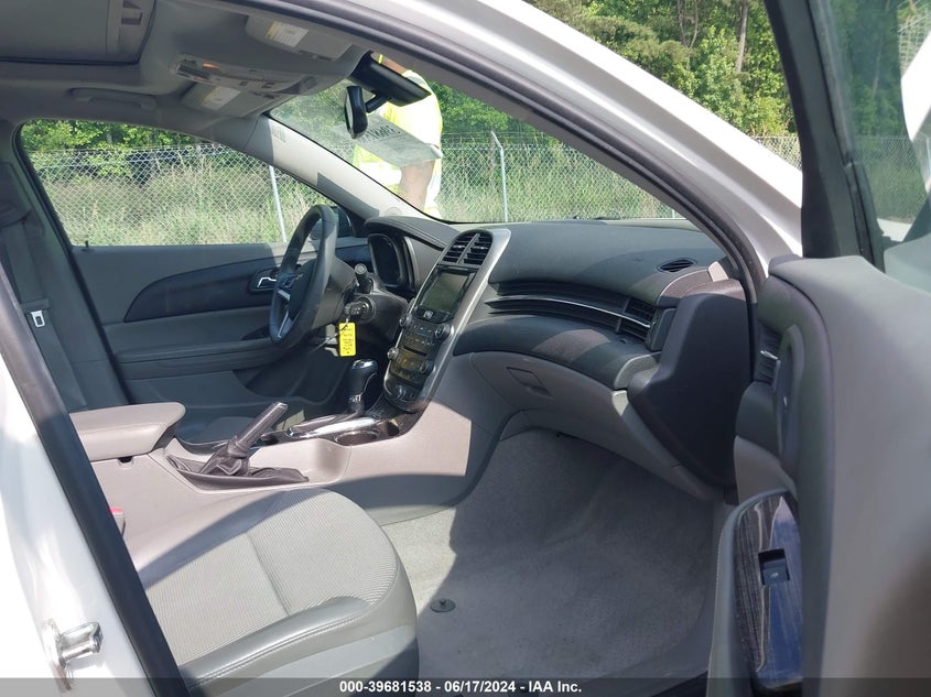 2014 CHEVROLET MALIBU 1LT - 1G11C5SL5EF204371