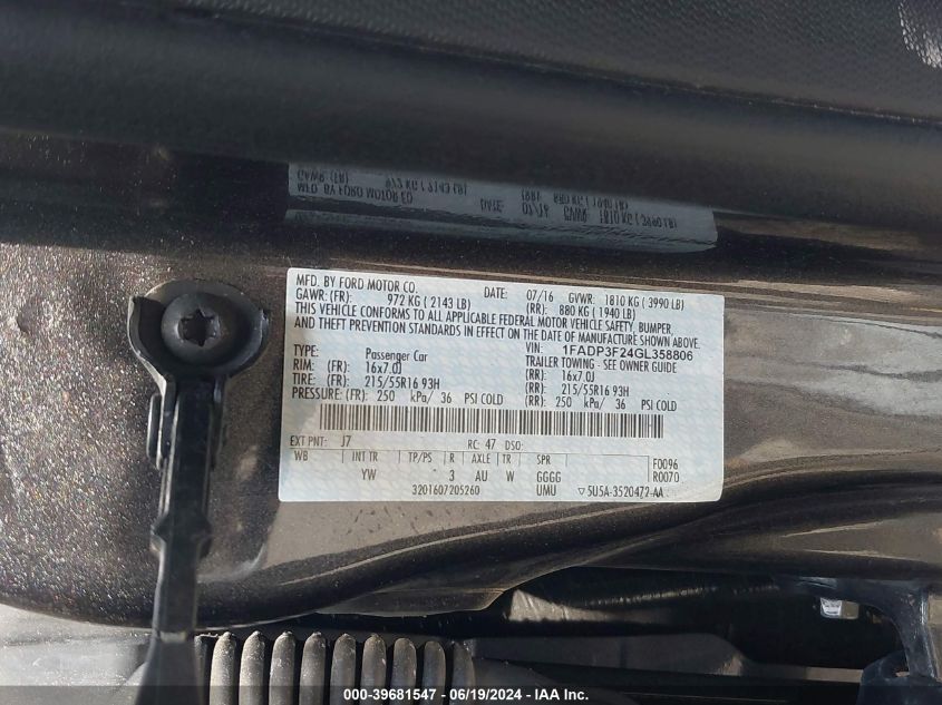 2016 Ford Focus Se VIN: 1FADP3F24GL358806 Lot: 39681547