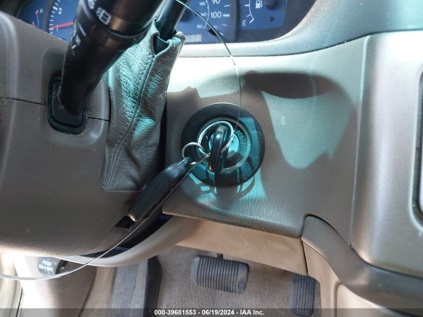 2001 Toyota Sienna Xle VIN: 4T3ZF13C71U364348 Lot: 39681553