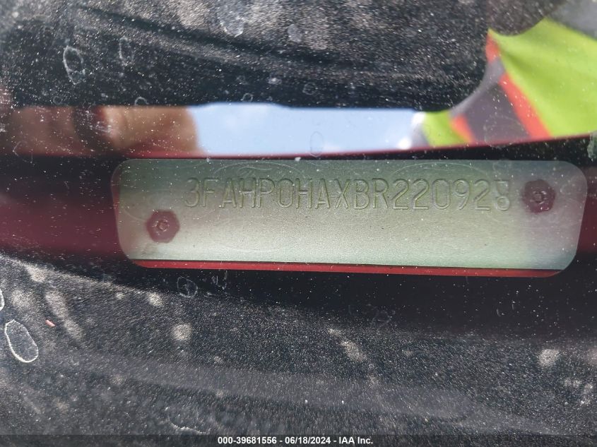 2011 Ford Fusion Se VIN: 3FAHP0HAXBR220928 Lot: 39681556