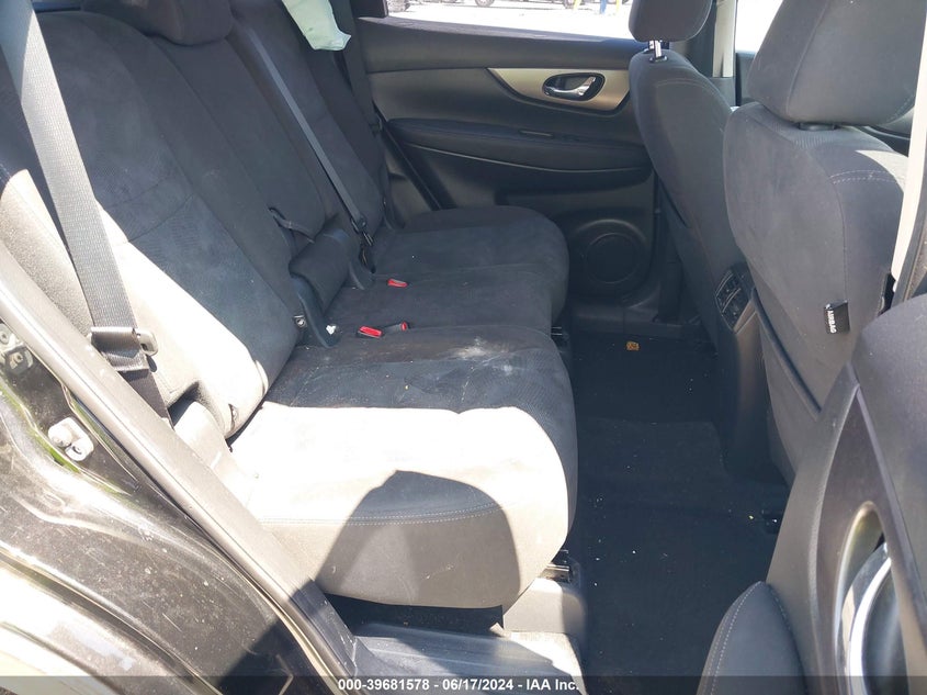 2016 Nissan Rogue S/Sl/Sv VIN: KNMAT2MV2GP684127 Lot: 39681578