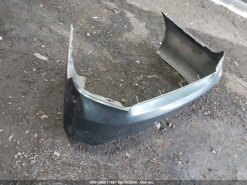 2005 Toyota Camry Xle VIN: 4T1BE30K35U028416 Lot: 39681745