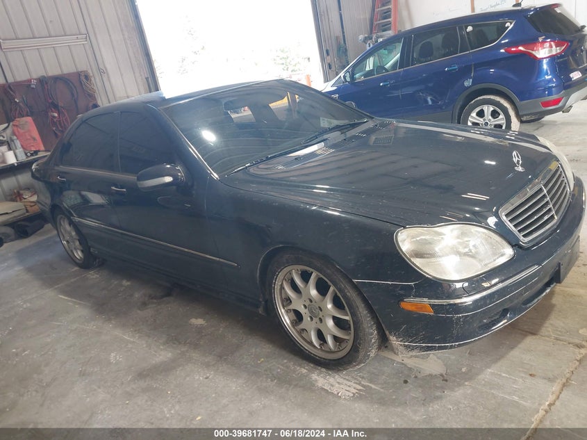 2000 Mercedes-Benz S 500 VIN: WDBNG75J3YA090664 Lot: 39681747