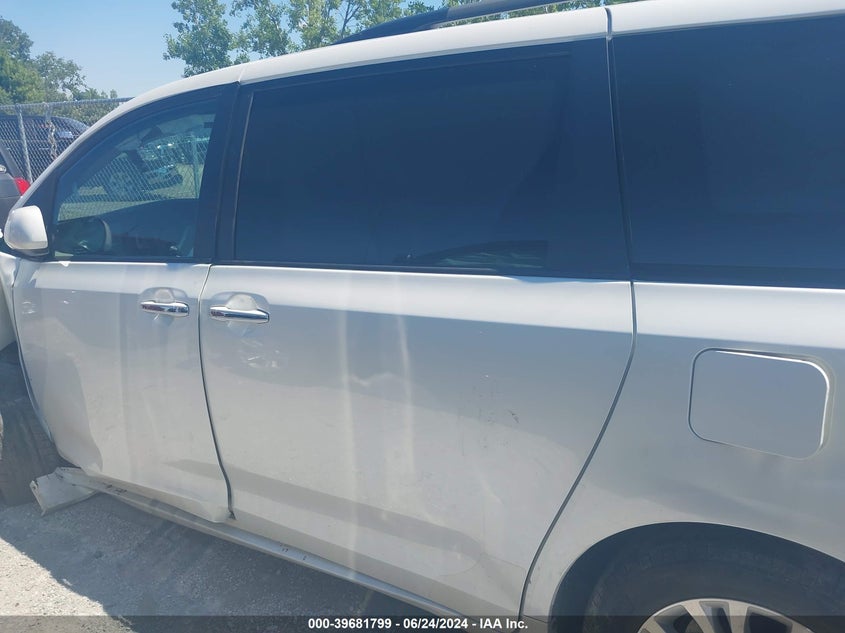 2015 Toyota Sienna Xle 8 Passenger VIN: 5TDYK3DC1FS654546 Lot: 39681799