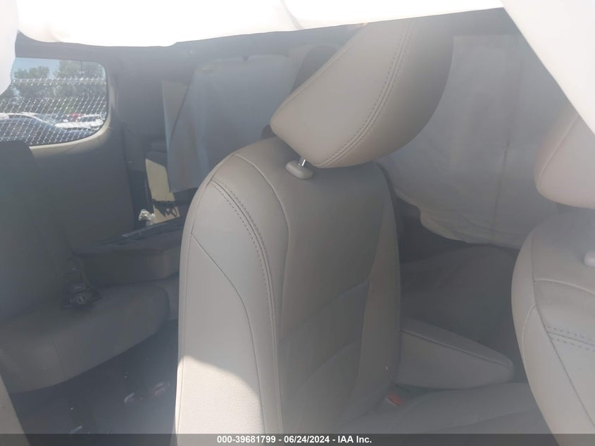 2015 Toyota Sienna Xle 8 Passenger VIN: 5TDYK3DC1FS654546 Lot: 39681799