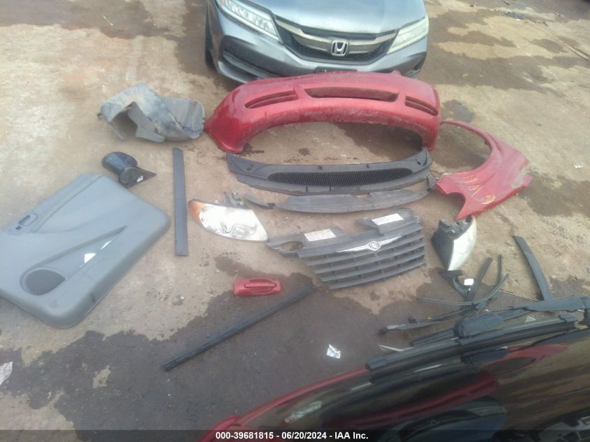 2005 Chrysler Town & Country VIN: 1C4GP45RX5B417646 Lot: 39681815