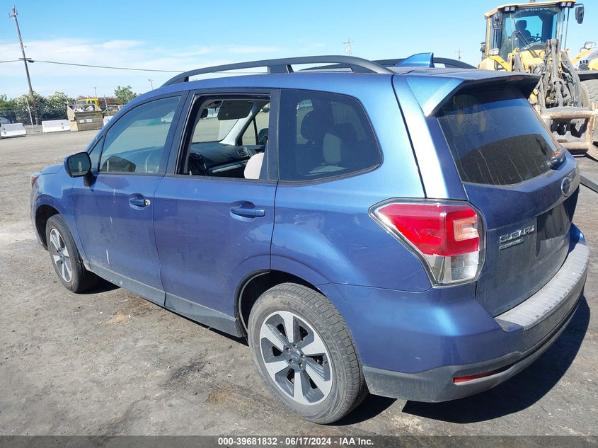 VIN JF2SJAGC4HH570657 2017 SUBARU FORESTER 2.5I PREMIUM