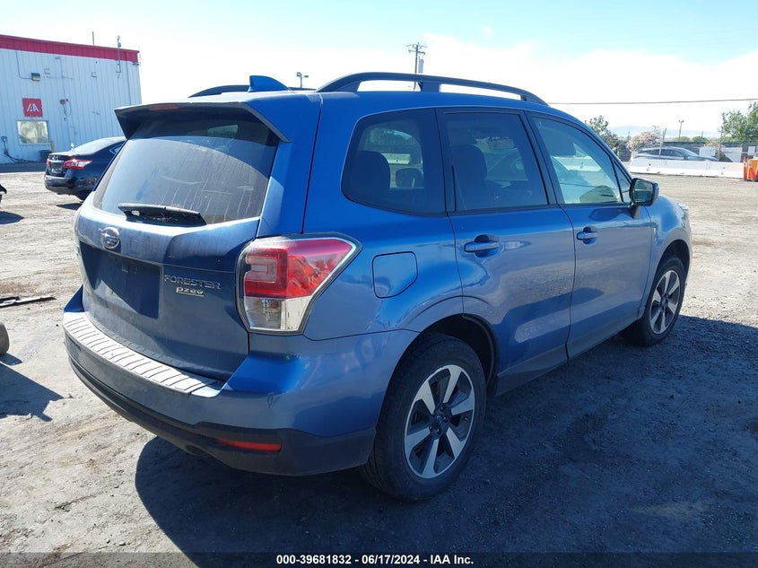 VIN JF2SJAGC4HH570657 2017 SUBARU FORESTER 2.5I PREMIUM