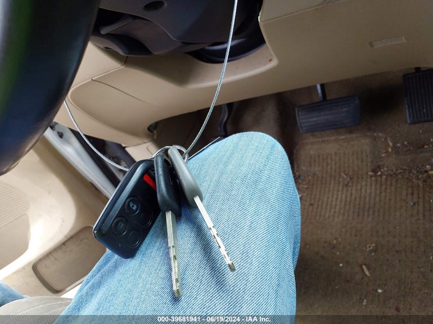 2008 Honda Odyssey Ex VIN: 5FNRL38428B116224 Lot: 39681941