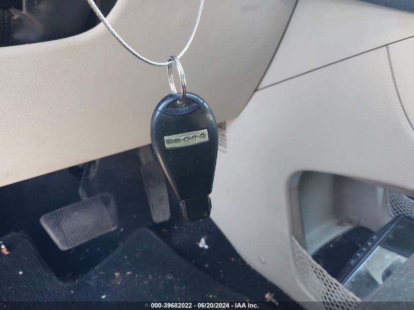 2013 Dodge Grand Caravan Sxt VIN: 2C4RDGCG6DR627360 Lot: 39682022