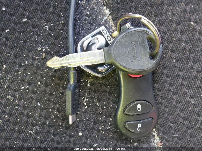 2004 Dodge Ram 1500 St/Slt VIN: 1D7HU18N04S779879 Lot: 39682036