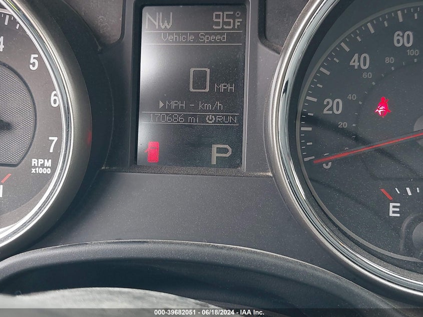 2013 Jeep Grand Cherokee Laredo Altitude VIN: 1C4RJFAG0DC568370 Lot: 39682051