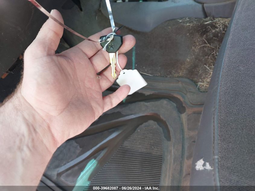 2000 Dodge Durango VIN: 1B4HS28NXYF136280 Lot: 39682087