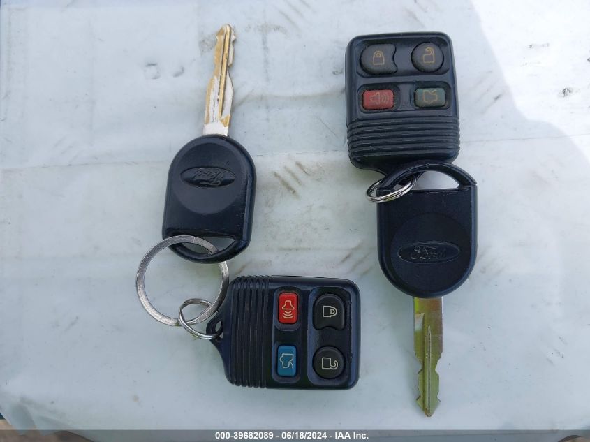 2008 Ford Focus Se/Ses VIN: 1FAHP35N08W203098 Lot: 39682089