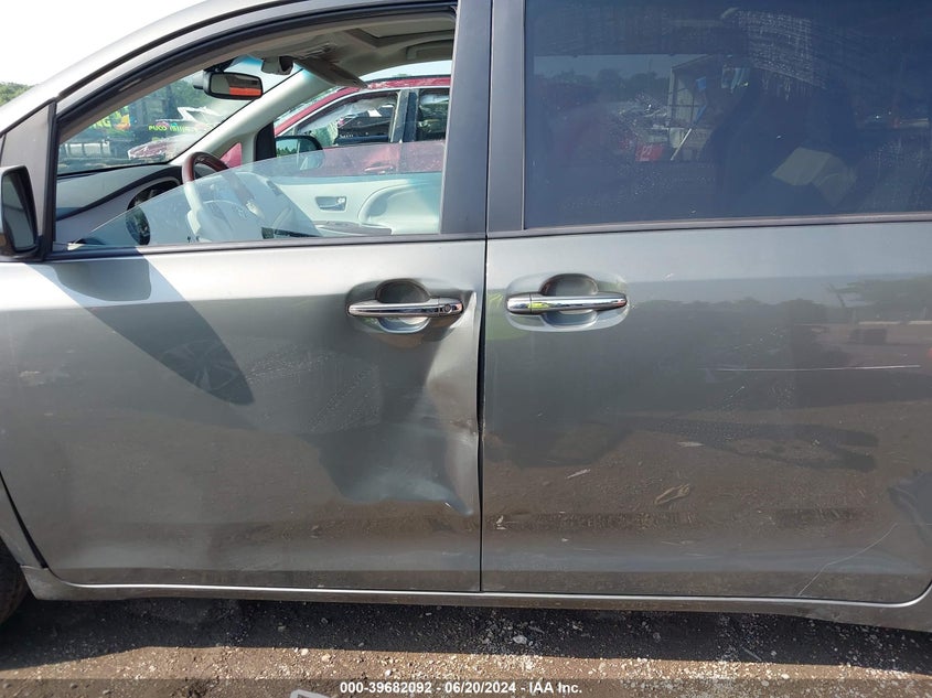 2012 Toyota Sienna Limited 7 Passenger VIN: 5TDDK3DC7CS043804 Lot: 39682092