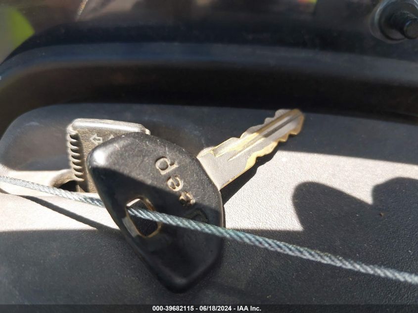 1998 Jeep Wrangler Sport VIN: 1J4FY19S2WP789498 Lot: 39682115