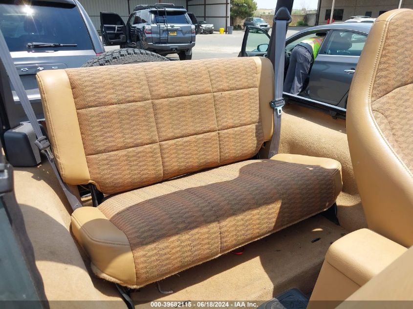 1998 Jeep Wrangler Sport VIN: 1J4FY19S2WP789498 Lot: 39682115