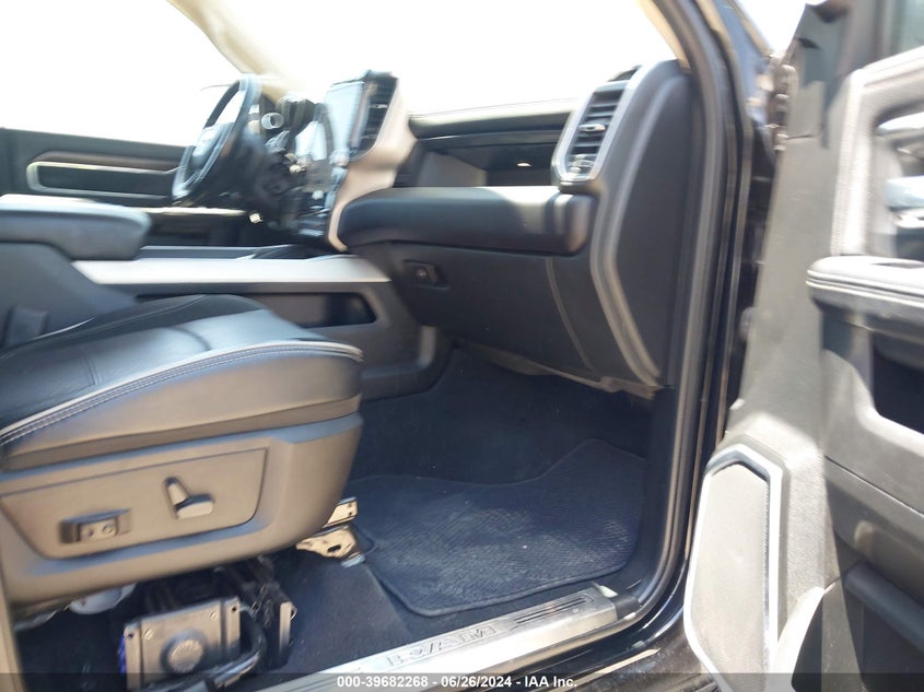 2022 RAM 2500 LARAMIE  4X4 6'4 BOX - 3C6UR5FL2NG411559