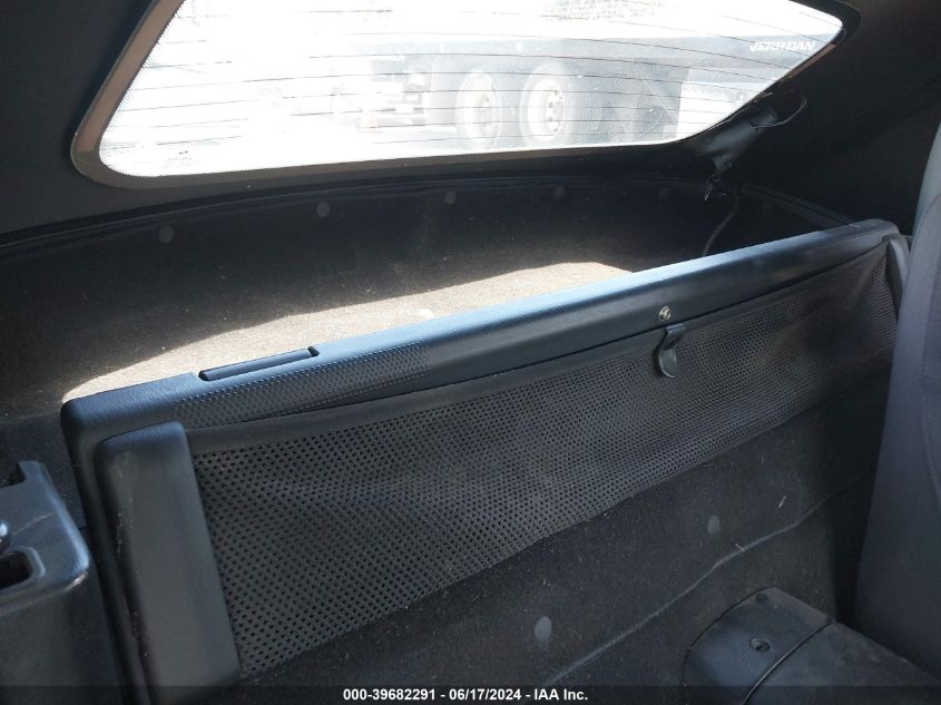 2003 Mazda Mx-5 Miata Cloth/Ls/Se/Shinsen VIN: JM1NB353X30313744 Lot: 39682291