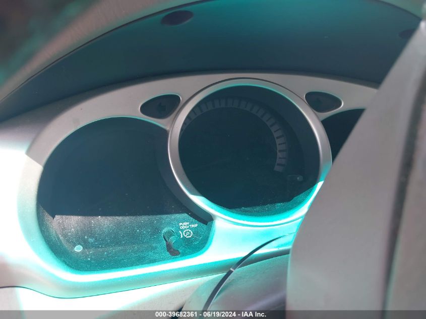 2006 Toyota Highlander Hybrid Limited V6 VIN: JTEEW21A460010090 Lot: 39682361