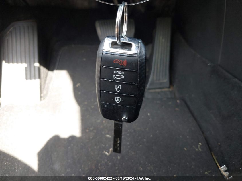 2019 Kia Optima Lx VIN: 5XXGT4L36KG296355 Lot: 39682422