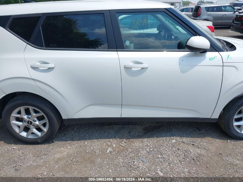 2023 Kia Soul Lx VIN: KNDJ23AU7P7852526 Lot: 39682454