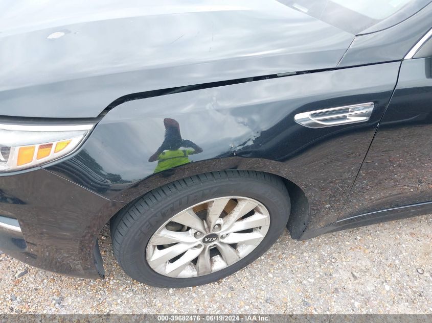 2016 Kia Optima Ex VIN: 5XXGU4L33GG005511 Lot: 39682476