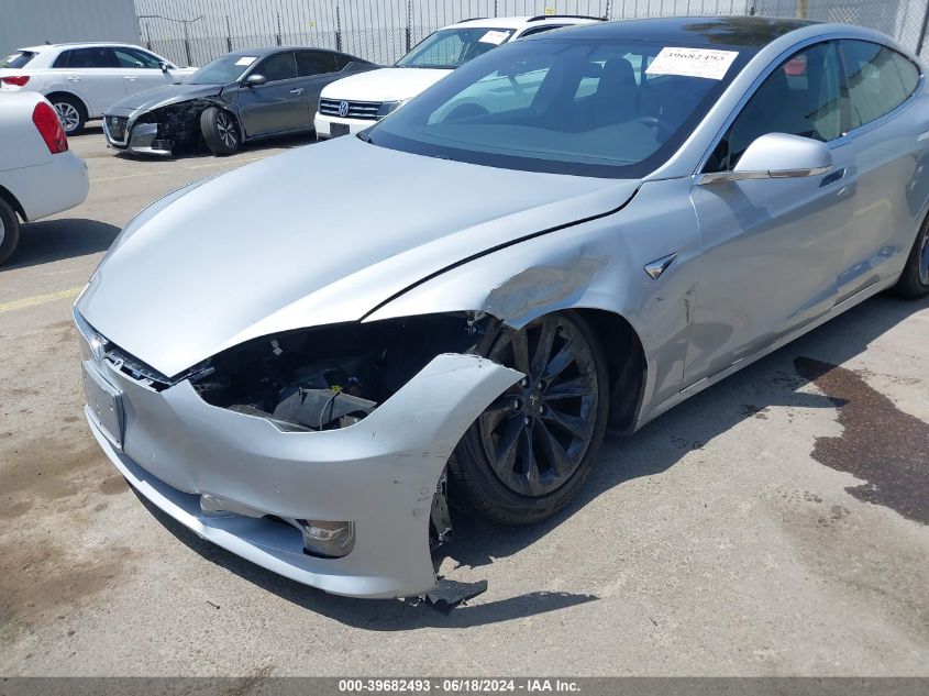 2018 Tesla Model S 100D/75D/P100D VIN: 5YJSA1E25JF282161 Lot: 39682493