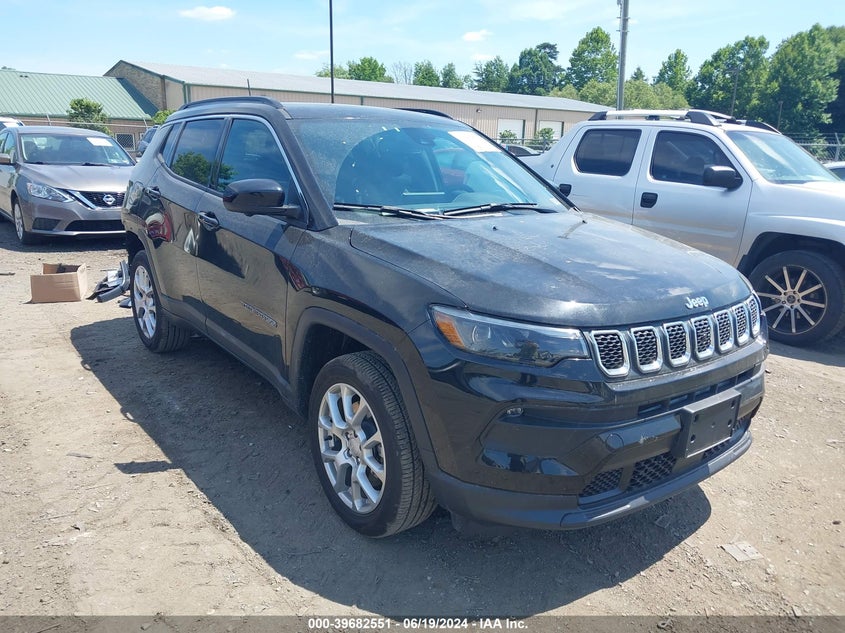 VIN 3C4NJDFN6PT512744 2023 JEEP COMPASS LATITUDE LUX FWD