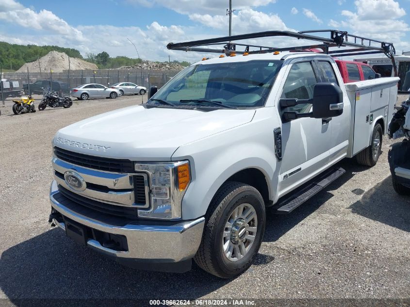 2017 Ford F-350 Chassis Xlt VIN: 1FD7X3ET7HEE07676 Lot: 39682624