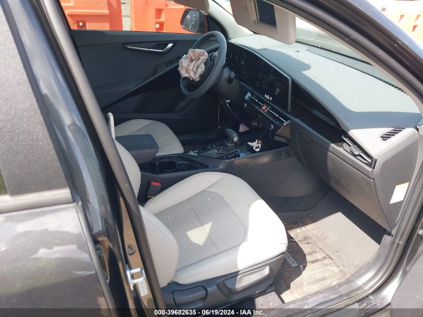 VIN KNDCR3LE2R5146038 2024 KIA NIRO EX TOURING