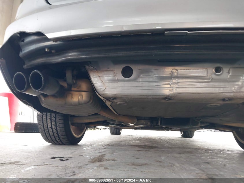 2015 Audi A4 2.0T Premium VIN: WAUAFAFL6FN023866 Lot: 39682651