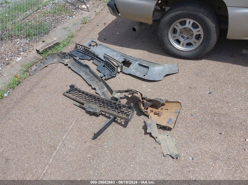 2006 Chevrolet Silverado 1500 Ls VIN: 2GCEC13V961249257 Lot: 39682663