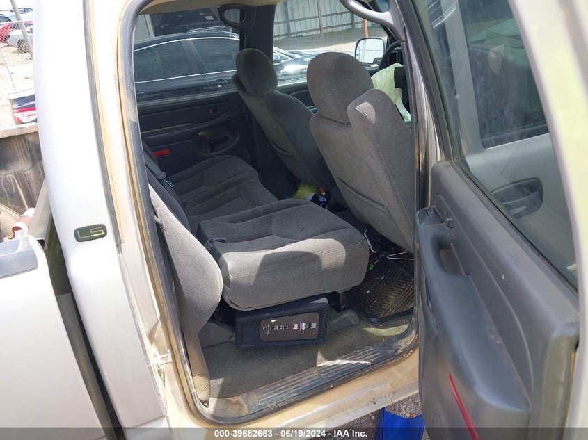 2006 Chevrolet Silverado 1500 Ls VIN: 2GCEC13V961249257 Lot: 39682663