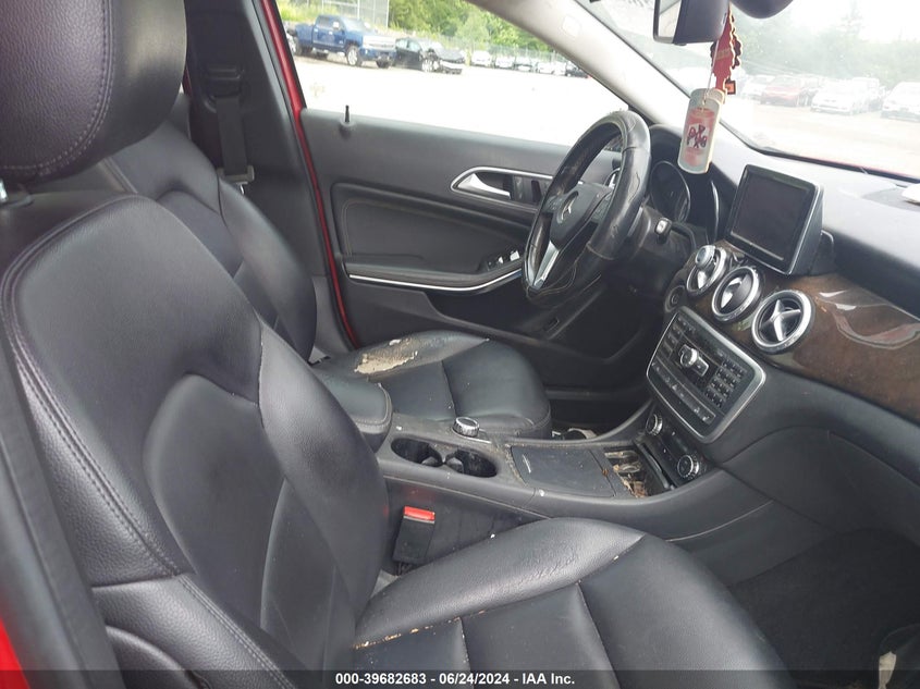 2015 Mercedes-Benz Gla 250 4Matic VIN: WDCTG4GB3FJ058012 Lot: 39682683