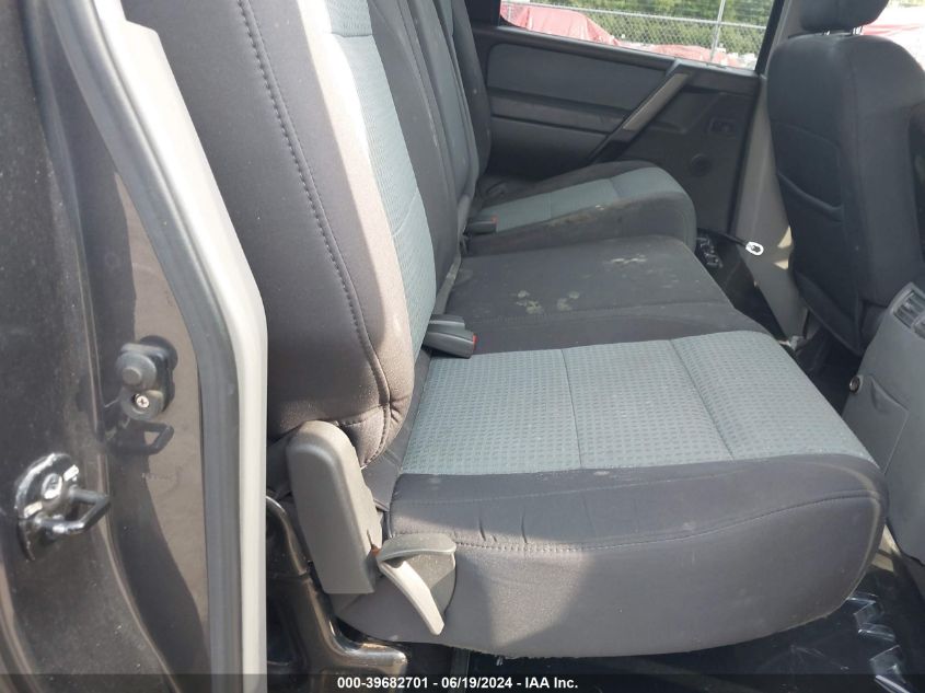 2004 Nissan Titan Se VIN: 1N6AA07B74N552402 Lot: 39682701