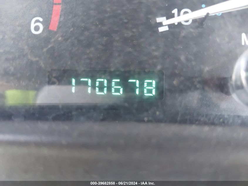 2000 Jeep Wrangler Se VIN: 1J4FA29P6YP765813 Lot: 39682858