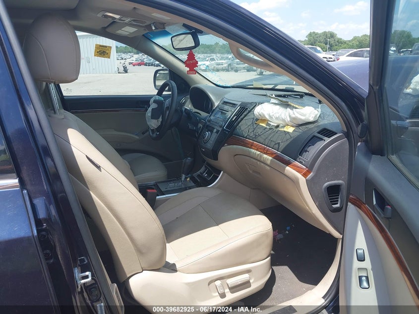 2012 Hyundai Veracruz Limited VIN: KM8NU4CC9CU187559 Lot: 39682925