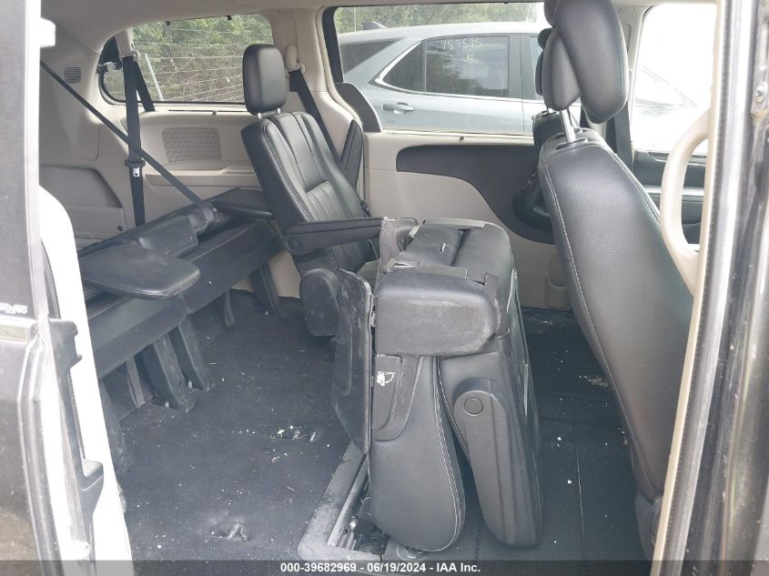 2011 Chrysler Town & Country Touring L VIN: 2A4RR8DG5BR733425 Lot: 39682969