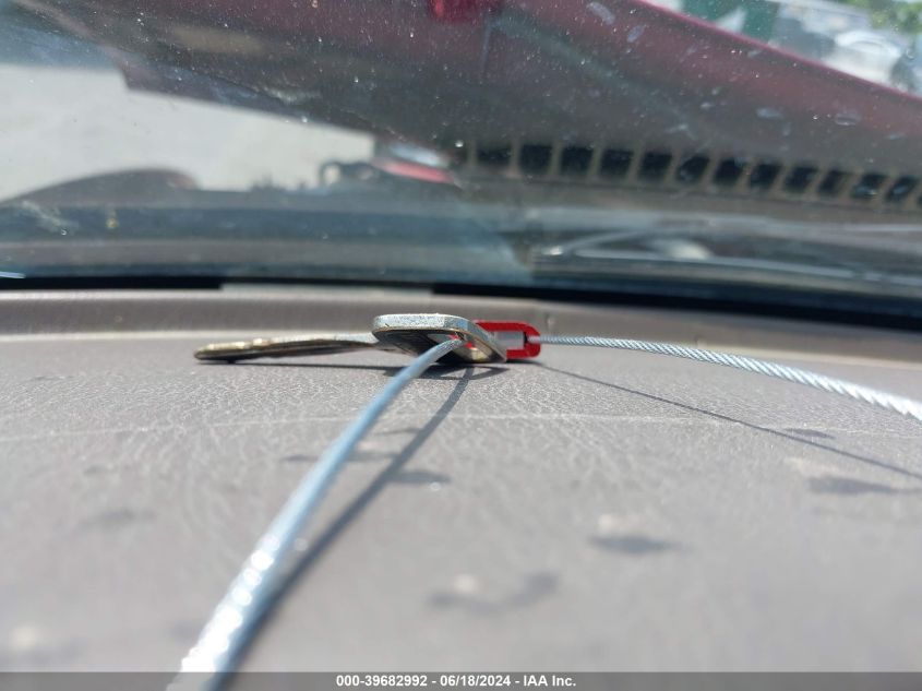 1998 Toyota Tacoma VIN: 4TAPM62N2WZ156152 Lot: 39682992