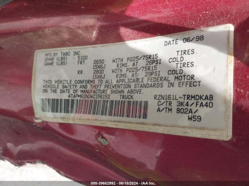 1998 Toyota Tacoma VIN: 4TAPM62N2WZ156152 Lot: 39682992