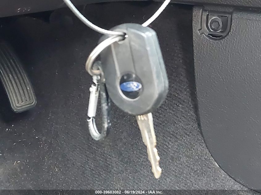 2011 Ford Fusion Se VIN: 3FAHP0HA2BR137400 Lot: 39683082