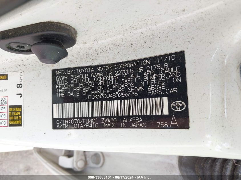 2011 Toyota Prius Two VIN: JTDKN3DU4B0256685 Lot: 39683101