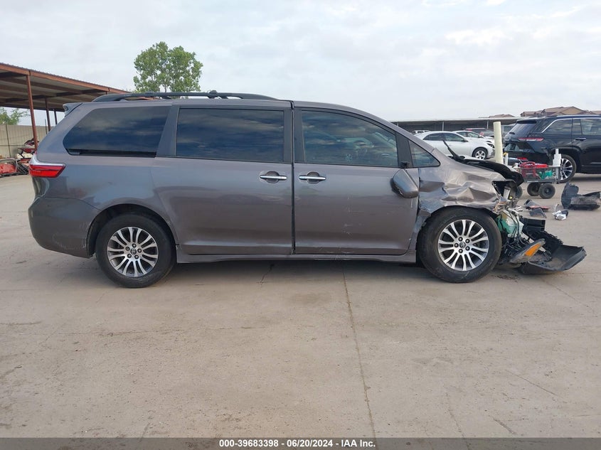 2019 Toyota Sienna Xle 8 Passenger VIN: 5TDYZ3DC2KS995993 Lot: 39683398