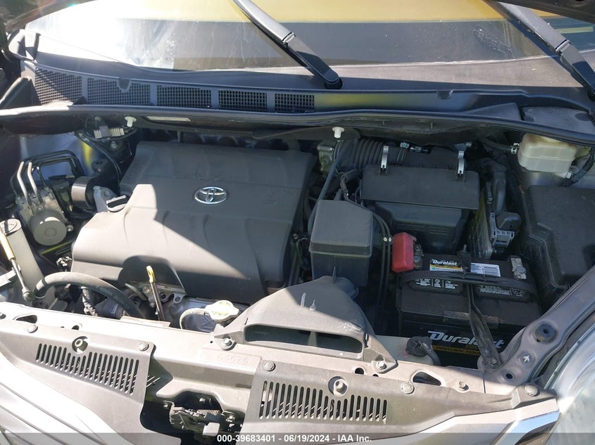 2015 Toyota Sienna Xle 8 Passenger VIN: 5TDYK3DC5FS606421 Lot: 39683401