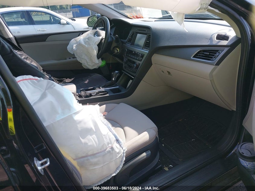 VIN 5NPE24AF3HH595497 2017 HYUNDAI SONATA SE