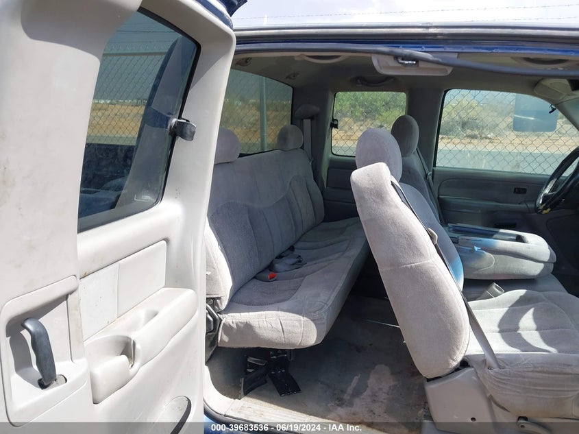 2000 Chevrolet Silverado 1500 Ls VIN: 2GCEC19V7Y1236646 Lot: 39683536